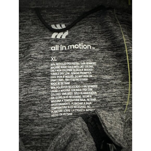 All In Motion Women's Soft Stretch Jacket Gray/Black Size XL NWT - Picture 5 of 7
